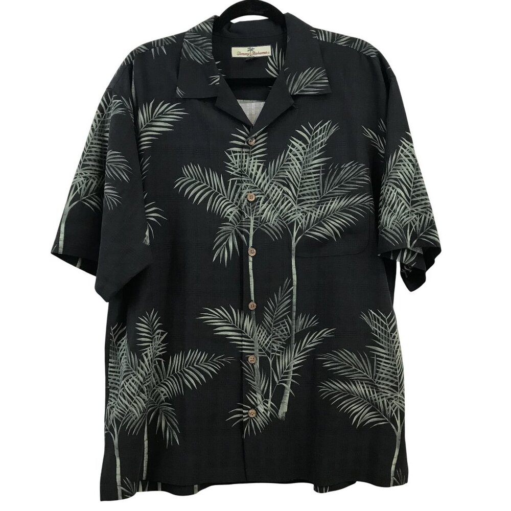 Tommy Bahama Mens Black Palm Tree Print Silk Hawaiian Shirt Size M Relax Fit